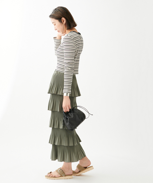 journal standard L'essage(ジャーナルスタンダードレサージュ)の「ランダムボーダー ショートカーディガン(カーディガン/ボレロ・レディース・ホワイト/ブラック/レッド・FREE)」の4枚目の写真