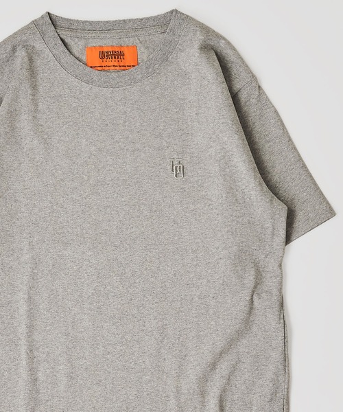 UNIVERSAL OVERALL(ユニバーサルオーバーオール)の「【UNIVERSAL OVERALL】EMBROIDERY TEE / ワンポイント刺繍半袖Tシャツ(Tシャツ/カットソー・メンズ・ブラック/グレー/グリーン/ネイビー/ホワイト・X-LARGE/MEDIUM/LARGE/SMALL)」の4枚目の写真