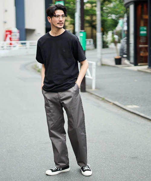 UNIVERSAL OVERALL(ユニバーサルオーバーオール)の「【UNIVERSAL OVERALL】EMBROIDERY TEE / ワンポイント刺繍半袖Tシャツ(Tシャツ/カットソー・メンズ・ブラック/グレー/グリーン/ネイビー/ホワイト・X-LARGE/MEDIUM/LARGE/SMALL)」の10枚目の写真