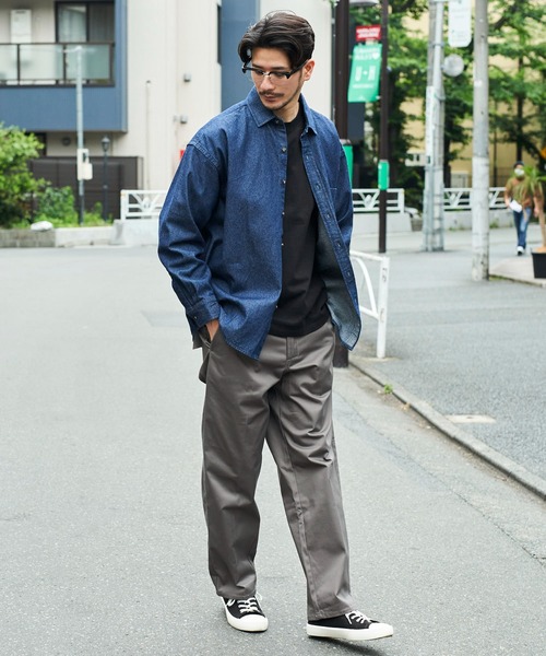 UNIVERSAL OVERALL(ユニバーサルオーバーオール)の「【UNIVERSAL OVERALL】EMBROIDERY TEE / ワンポイント刺繍半袖Tシャツ(Tシャツ/カットソー・メンズ・ブラック/グレー/グリーン/ネイビー/ホワイト・X-LARGE/MEDIUM/LARGE/SMALL)」の13枚目の写真