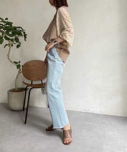 DouDou（ドゥドゥ）の「AW袖レーススキッパーブラウス（シャツ/ブラウス・レディース・ベージュ/ブラック/オフホワイト・FREE）」の11枚目の写真