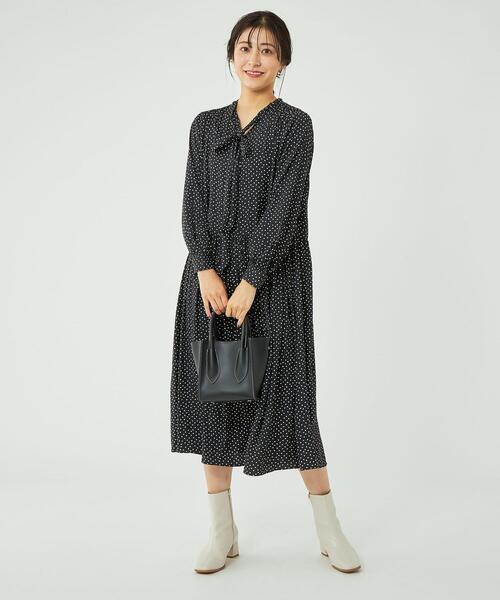 green label relaxing(グリーンレーベルリラクシング)の「ボウタイ 3WAY ワンピース(ワンピース・レディース・ケリー/その他1/ダークグレー・FREE)」の3枚目の写真