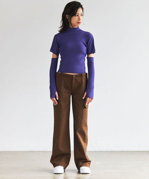 FIG&VIPER（フィグアンドバイパー）の「アームウォーマーボトルネックリブニットトップス（ニット/セーター・レディース・ブラック/パープル/ブラウン・FREE）」の4枚目の写真