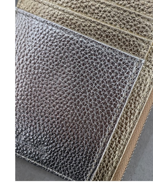 Actually（アクチュアリー）の「牛革 フラグメントケース ストラップ付き（財布・レディース・ブラック/シルバー×ゴールド/ラベンダー/イエロー・フリー）」の11枚目の写真