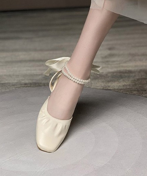 Dita Muaj.(ディータムアージュ)の「アンクルパールフラットヒールパンプス(パンプス・レディース・ホワイト/ベージュ・38/39/35/36/37)」の7枚目の写真