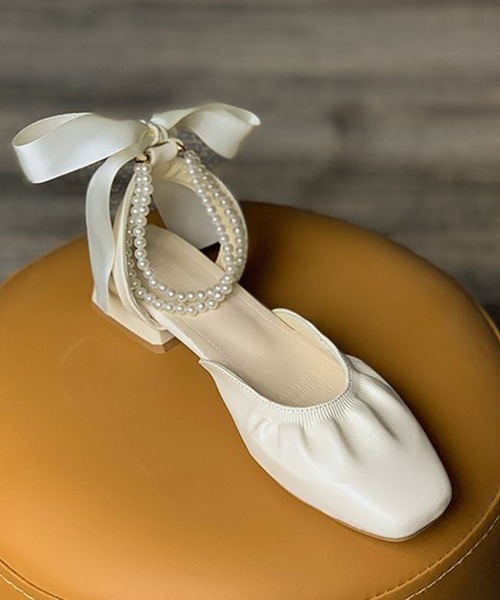 Dita Muaj.(ディータムアージュ)の「アンクルパールフラットヒールパンプス(パンプス・レディース・ホワイト/ベージュ・38/39/35/36/37)」の8枚目の写真