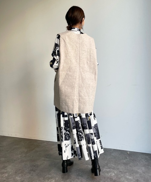 DouDou（ドゥドゥ）の「【WEB限定】プリントティアードワンピース（ワンピース・レディース・ホワイト/ベージュ/ブラック・FREE）」の6枚目の写真