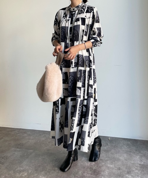 DouDou（ドゥドゥ）の「【WEB限定】プリントティアードワンピース（ワンピース・レディース・ホワイト/ベージュ/ブラック・FREE）」の9枚目の写真