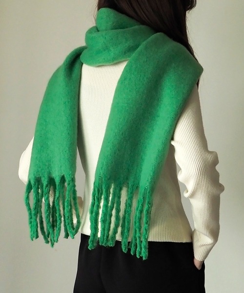Riberry（リベリー）の「ボリュームフリンジマフラー（マフラー・レディース・ダークグリーン/グリーン/コーラルピンク/ブラック/グレイッシュブルー/ホワイト/ブルー/ブラウン/マスタード/グレー/キャメル/ミント/ベージュ/ピンク/ボルドー・FREE）」の7枚目の写真