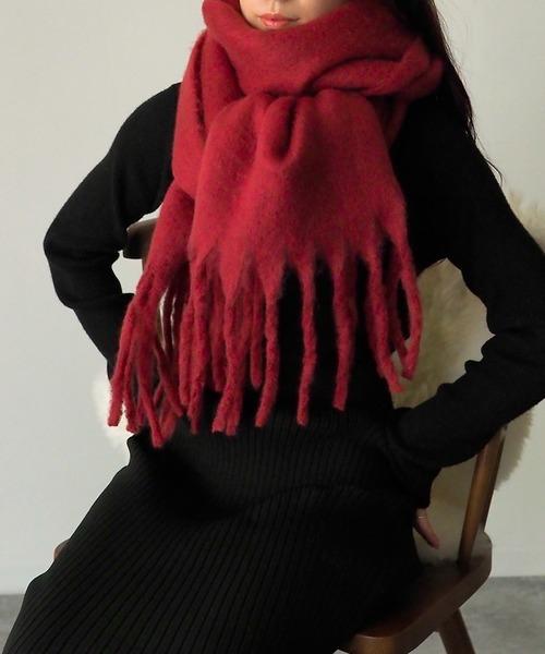 Riberry（リベリー）の「ボリュームフリンジマフラー（マフラー・レディース・ダークグリーン/グリーン/コーラルピンク/ブラック/グレイッシュブルー/ホワイト/ブルー/ブラウン/マスタード/グレー/キャメル/ミント/ベージュ/ピンク/ボルドー・FREE）」の15枚目の写真