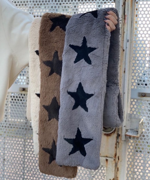 Scrap Book（スクラップブック）の「【Scrap Book】スターエコファーマフラー（マフラー・レディース・ホワイト/グレー/ベージュ・FREE）」の17枚目の写真