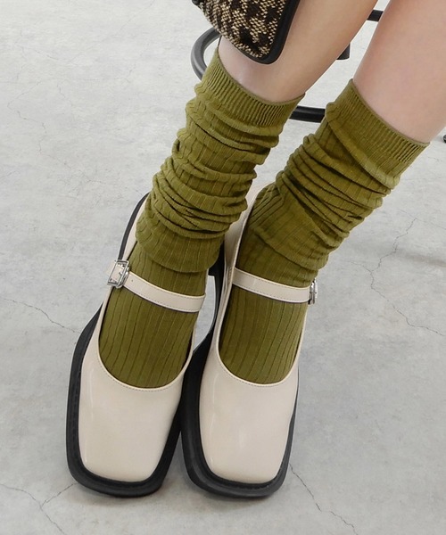 minia（ミニア）の「カラーリブハイソックス（ソックス/靴下・レディース・ブラック/カーキ/グリーン/ライトグレー/ブラウン/ベージュ/ピンク/ホワイト・FREE）」の10枚目の写真