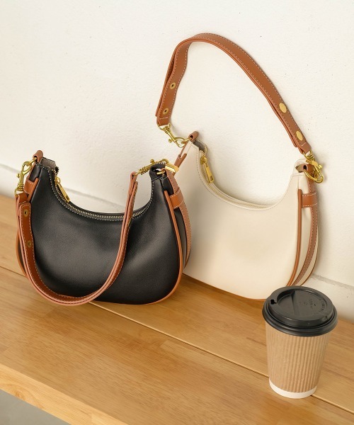 Bab（バブ）の「配色カラーラウンドショルダーバッグ（ショルダーバッグ・レディース・ブラック/アイボリー・ONESIZE）」の11枚目の写真