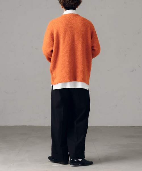 epnok（エプノック）の「ベーシックルーズブークレニット（ニット/セーター・メンズ・イエロー/オレンジ/ライトベージュ・SMALL/LARGE/MEDIUM）」の9枚目の写真