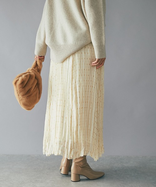 RIVE DROITE（リヴドロワ）の「リラックス感と華やかさを兼ね備えた/キラキラプリーツスカート（スカート・レディース・アイボリー/ブラック・FREE）」の6枚目の写真