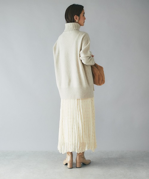 RIVE DROITE（リヴドロワ）の「リラックス感と華やかさを兼ね備えた/キラキラプリーツスカート（スカート・レディース・アイボリー/ブラック・FREE）」の8枚目の写真