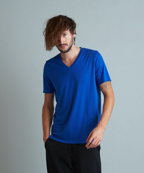 NO ID.（ノーアイディ）の「【NO ID.】Silket Smooth V-Neck T-Shirt / シルケット スムース Vネック Tシャツ（Tシャツ/カットソー・メンズ・ワイン/グレー/ホワイト/グリーン/ネイビー/ブラック・1/2）」の15枚目の写真