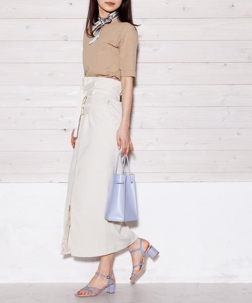 HIMIKO(ヒミコ)の「【Made in Japan】華奢ストラップブロックヒールサンダル/631210(サンダル・レディース・ブラック/アイボリー/ブルー・23.0cm/23.5cm/24.0cm/22.5cm/22.0cm/25.0cm/24.5cm/25.5cm)」の17枚目の写真