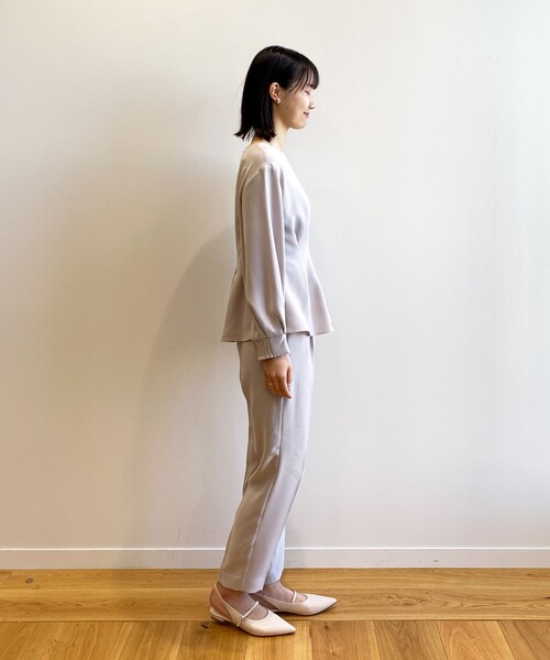 OPAQUE.CLIP（オペークドットクリップ）の「◆ガルーダダブルクロス ペプラムブラウス（シャツ/ブラウス・レディース・ライトグレー/ホワイト系/ブラック・36/38/40/42）」の15枚目の写真