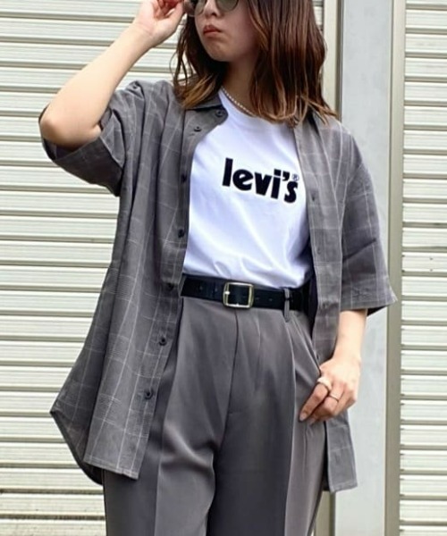 PLUS ONE（プラスワン）の「【接触冷感】【PLUS ONE】サラサラCOOL半袖シャツ / 吸水速乾（シャツ/ブラウス・メンズ・サックスブルー/ベージュ/ブラック×グレー/ケリーグリーン/ブラウン/ブラック・L/M/XL/S）」の3枚目の写真