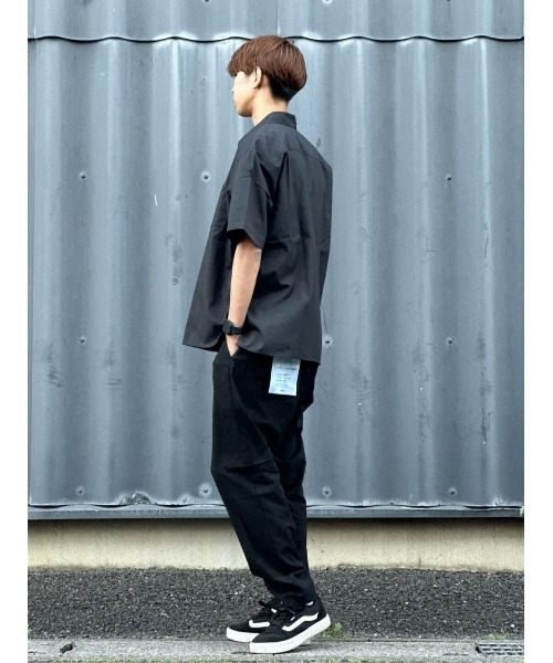 PLUS ONE（プラスワン）の「【接触冷感】【PLUS ONE】サラサラCOOL半袖シャツ / 吸水速乾（シャツ/ブラウス・メンズ・サックスブルー/ベージュ/ブラック×グレー/ケリーグリーン/ブラウン/ブラック・L/M/XL/S）」の13枚目の写真