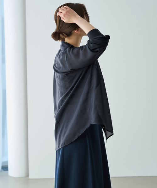 【IÉNA】ポリエステルシアーカシュクールシャツ IENA（イエナ）の「ポリエステルシアーカシュクールシャツ（シャツ