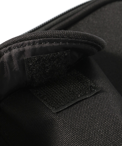 Carhartt WIP（カーハートダブリューアイピー）の「【Carhartt WIP / カーハート ダブリューアイピー】ESSENTIAL BAG（ショルダーバッグ・メンズ・コバルトブルー/タン/ブラック・FREE）」の15枚目の写真