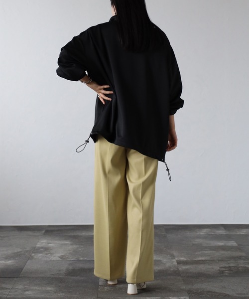 CREARE -LINO-(クレアーレリノ)の「ダンボール ビックシルエット スタンドカラー ハーフジップ アノラックシャツ <ユニセックス>(Tシャツ/カットソー・メンズ・ブラック/グレイッシュベージュ・L/M)」の10枚目の写真