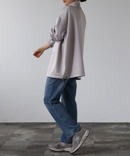CREARE -LINO-(クレアーレリノ)の「ダンボール ビックシルエット スタンドカラー ハーフジップ アノラックシャツ <ユニセックス>(Tシャツ/カットソー・メンズ・ブラック/グレイッシュベージュ・L/M)」の21枚目の写真
