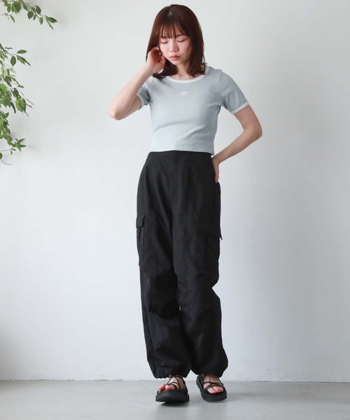 archives(アルシーヴ)の「刺繍テレコチビTee(Tシャツ/カットソー・レディース・オフホワイト/ホワイト×ブラック/ホワイト×ブルー/ブラック・MEDIUM)」の10枚目の写真