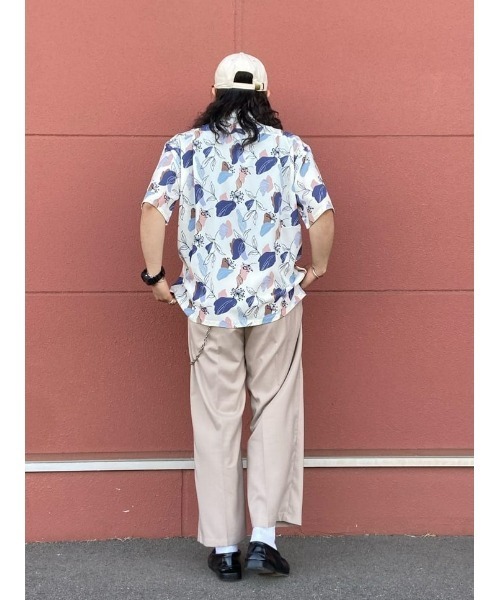 PLUS ONE(プラスワン)の「【PLUS ONE】総柄半袖シャツ(シャツ/ブラウス・メンズ・ブラック/ベージュ/ホワイト・XL/M/L)」の6枚目の写真