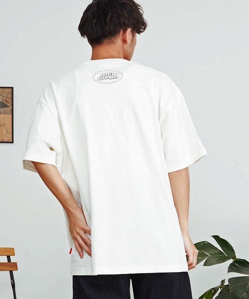 SILVER BULLET(シルバーバレット)の「『BEAVIS AND BUTT-HEAD/ビーバス・アンド・バットヘッド』フロントプリントTEE(Tシャツ/カットソー・メンズ・オフホワイト/スミクロ/ネイビー・L/M)」の16枚目の写真