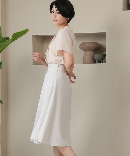TRUDEA(トルディア)の「とろみバンドカラー2WAYブラウス(シャツ/ブラウス・レディース・ピンクベージュ/ベージュ/ライトグレー/ホワイト/ラベンダー・SMALL/MEDIUM/LARGE)」の15枚目の写真