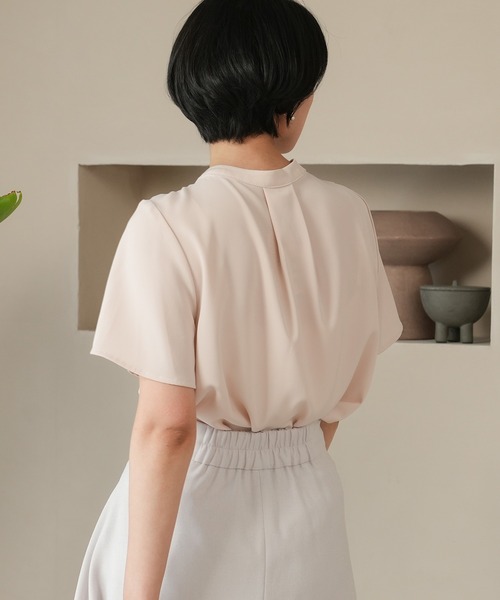 TRUDEA(トルディア)の「とろみバンドカラー2WAYブラウス(シャツ/ブラウス・レディース・ピンクベージュ/ベージュ/ライトグレー/ホワイト/ラベンダー・SMALL/MEDIUM/LARGE)」の14枚目の写真