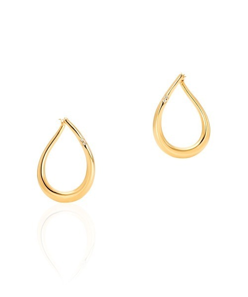 4℃(ヨンドシー)の「シルバー ピアス(ピアス(両耳用)・レディース・イエローゴールド・FREE)」の1枚目の写真