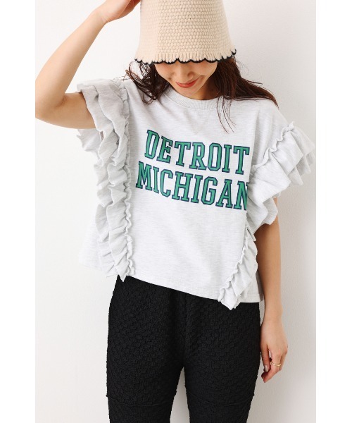 RODEO CROWNS WIDE BOWL（ロデオクラウンズワイドボウル）の「フリルスリーブSWトップス（Tシャツ/カットソー・レディース・ブラウン/グレー×ホワイト/レッド・FREE）」の2枚目の写真