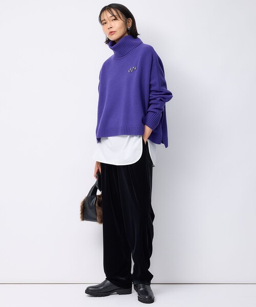 23区(ニジュウサンク)の「Vモチーフ ブローチ(ブローチ/コサージュ・レディース・シルバー系/ゴールド系・F)」の7枚目の写真