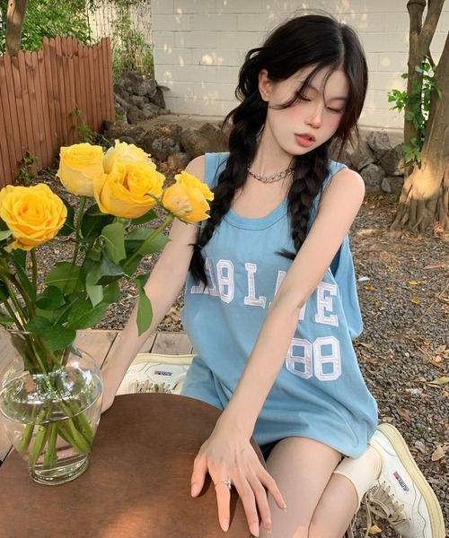 meJane（ミージェーン）の「A118LAVE88ロゴ刺繍 BIGシルエットトップス（タンクトップ・レディース・モカ/ホワイト/ブルー・FREE）」の15枚目の写真