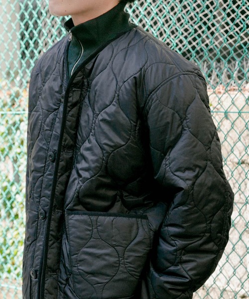 ITEMS URBANRESEARCH（アイテムズ アーバンリサーチ）の「瓢箪キルト 機能中綿 ライナージャケット（ダウンジャケット/コート・メンズ・カーキ/ブラック・MEDIUM/LARGE）」の3枚目の写真