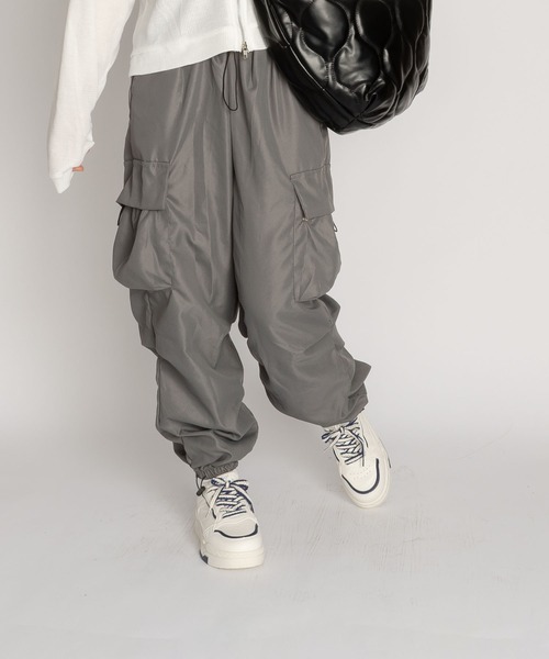 SVEC（シュベック）の「編み込みシューレース レースアップ ローカット 厚底スニーカー（スニーカー・レディース・ホワイト×レッド/ホワイト×グリーン/ホワイト×ブルー・35/36/37/38/39/40）」の16枚目の写真