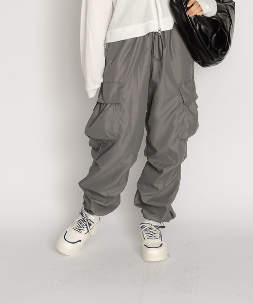 SVEC（シュベック）の「編み込みシューレース レースアップ ローカット 厚底スニーカー（スニーカー・レディース・ホワイト×レッド/ホワイト×グリーン/ホワイト×ブルー・35/36/37/38/39/40）」の17枚目の写真