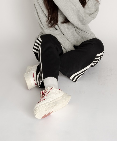 SVEC（シュベック）の「編み込みシューレース レースアップ ローカット 厚底スニーカー（スニーカー・レディース・ホワイト×レッド/ホワイト×グリーン/ホワイト×ブルー・35/36/37/38/39/40）」の10枚目の写真