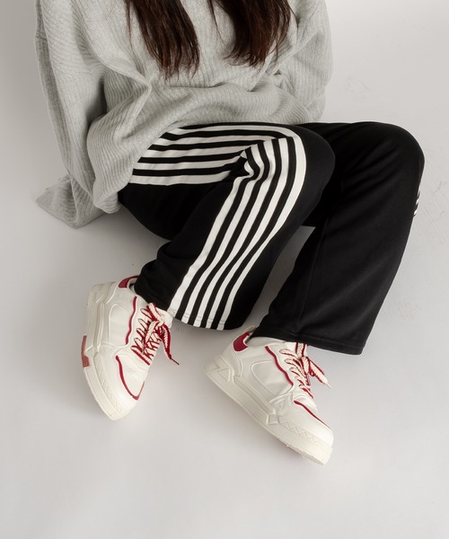 SVEC（シュベック）の「編み込みシューレース レースアップ ローカット 厚底スニーカー（スニーカー・レディース・ホワイト×レッド/ホワイト×グリーン/ホワイト×ブルー・35/36/37/38/39/40）」の7枚目の写真