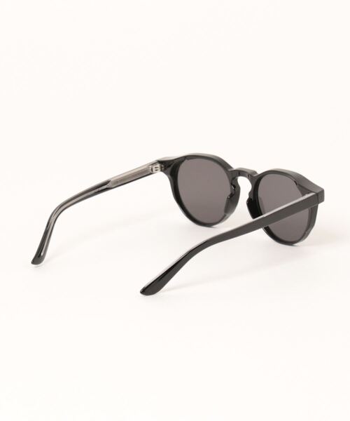 Narcissus（ナルシス）の「【Narcissus】シンプルサングラス（サングラス・レディース・カーキ/ブラック・FREE）」の13枚目の写真