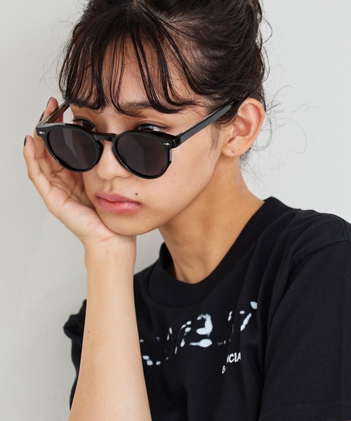 Narcissus（ナルシス）の「【Narcissus】シンプルサングラス（サングラス・レディース・カーキ/ブラック・FREE）」の7枚目の写真