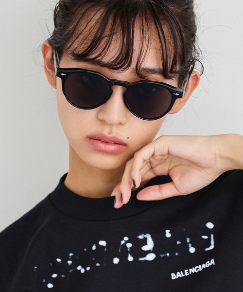 Narcissus（ナルシス）の「【Narcissus】シンプルサングラス（サングラス・レディース・カーキ/ブラック・FREE）」の8枚目の写真