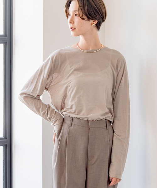 LEPSIM（レプシィム）の「シアークルーネック長袖Tシャツ　908505（Tシャツ/カットソー・レディース・モカ/チャコールグレー/オフホワイト/グレー・FREE）」の4枚目の写真