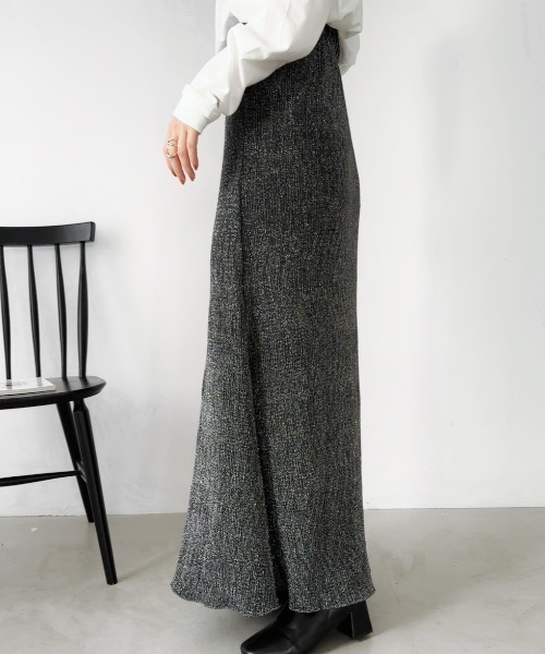 un+frame（アンフレーム）の「shiny long skirt／グリッターラメシャイニーロングフレアスカート（スカート・レディース・ブラック・FREE）」の5枚目の写真