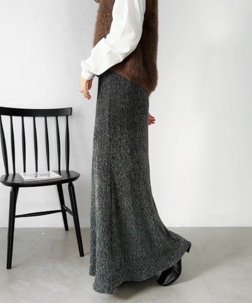 un+frame（アンフレーム）の「shiny long skirt／グリッターラメシャイニーロングフレアスカート（スカート・レディース・ブラック・FREE）」の8枚目の写真