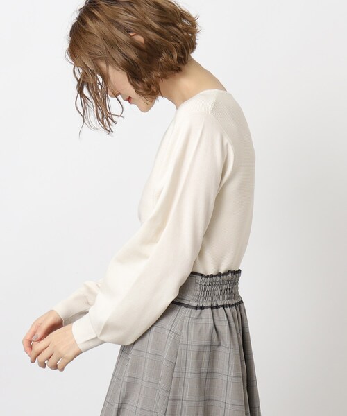 grove（グローブ）の「◆【洗える】大人気！毛玉軽減プルオーバーニット（ニット/セーター・レディース・オフホワイト/ホワイト系5/ライトブルー/ブラック/オレンジ・02/03/01/05/04）」の12枚目の写真